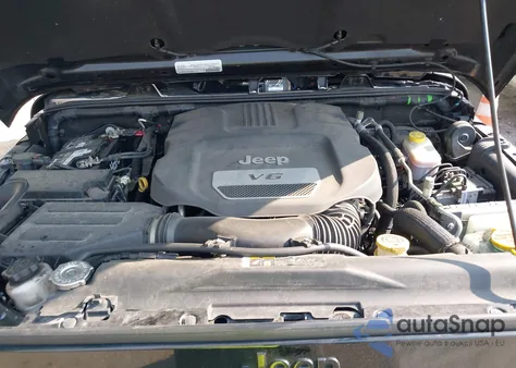 2018 Jeep Wrangler Jk Unlimited Altitude 4X4 from USA, damaged, VIN 1C4HJWEG8JL811862